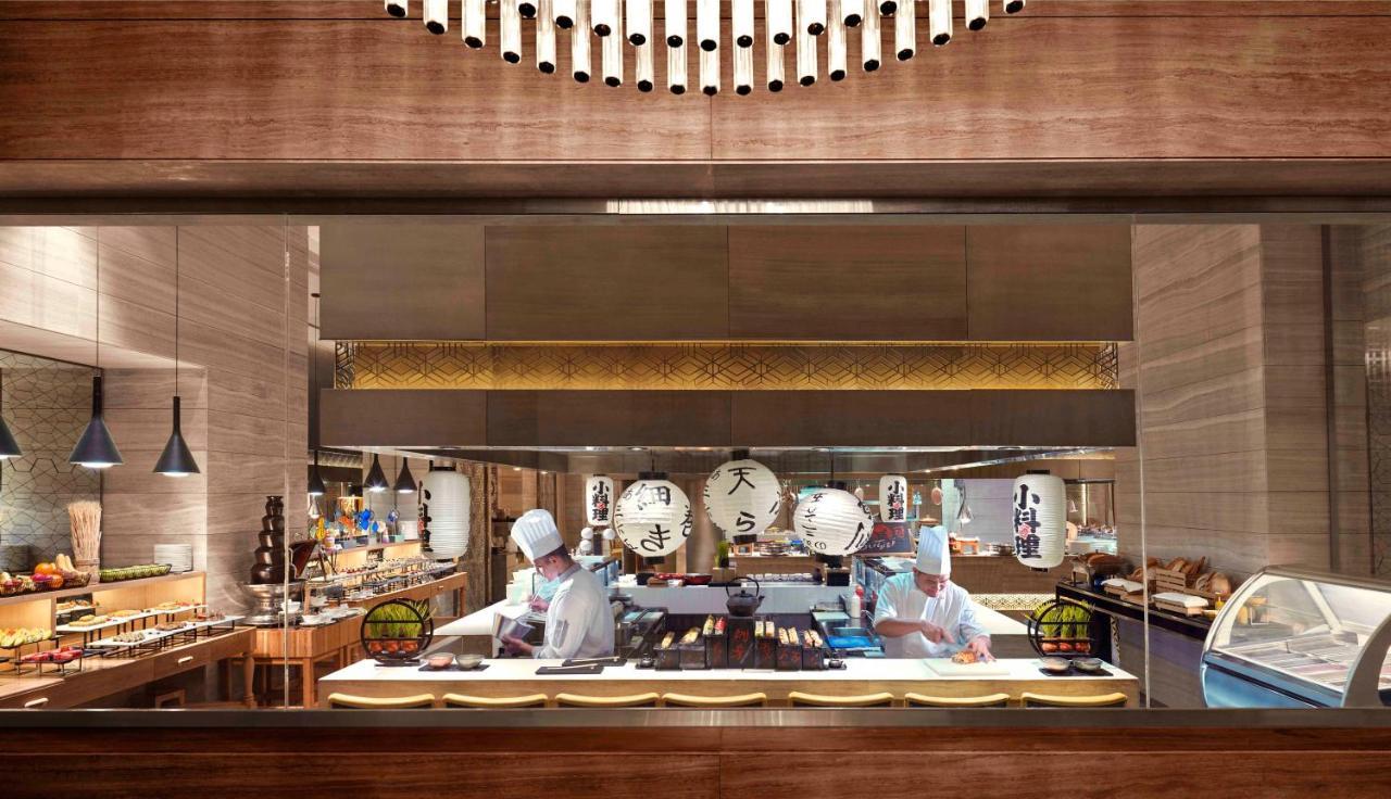Fairmont Ριάντ Εξωτερικό φωτογραφία The kitchen at the restaurant