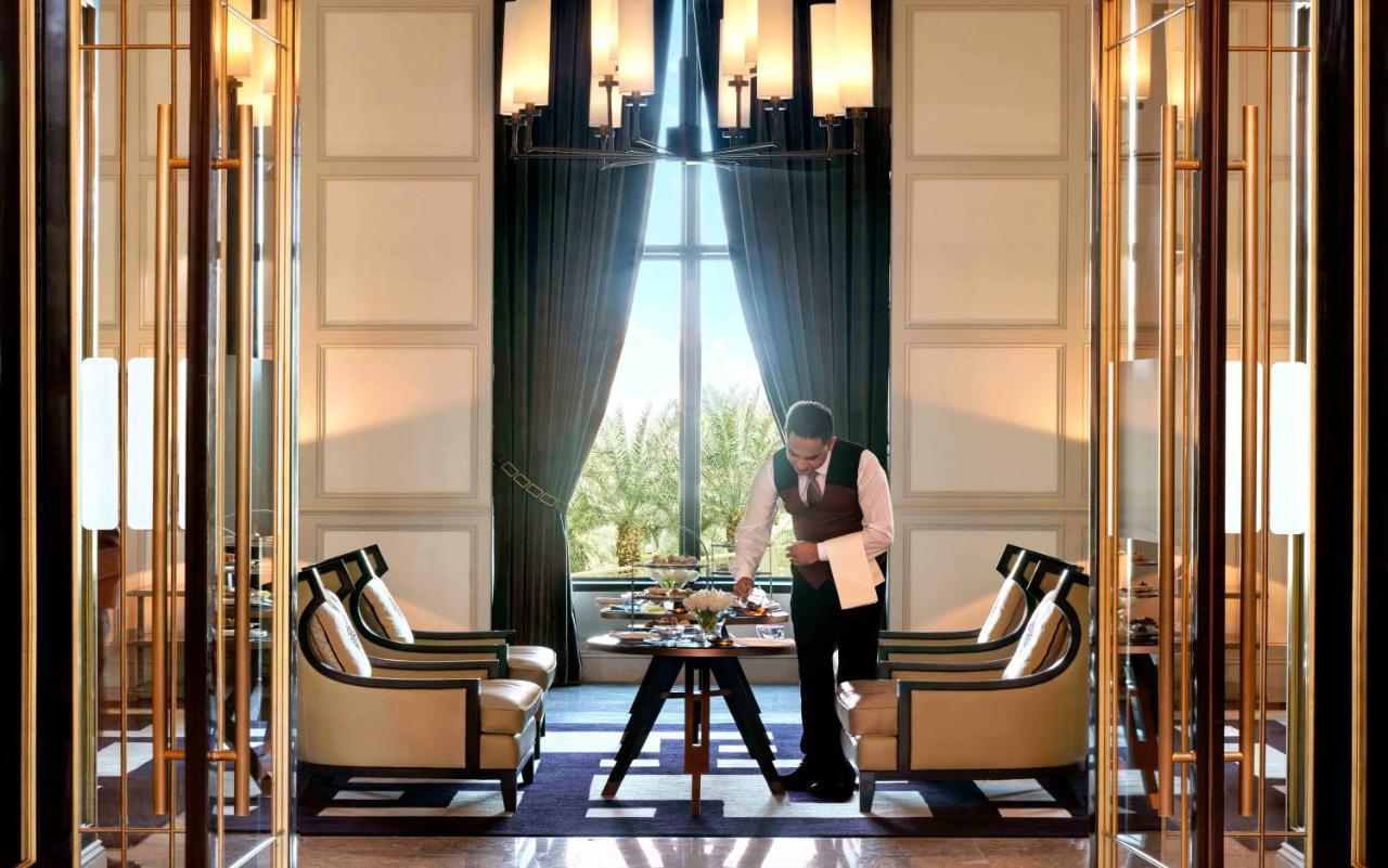 Fairmont Ριάντ Εξωτερικό φωτογραφία The Concierge